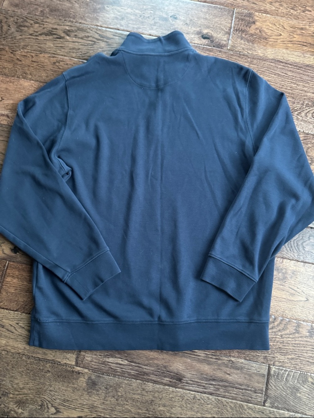Vineyard Vines Men's Dark Navy Quarter-Zip Pullover - Picture 4 of 4
